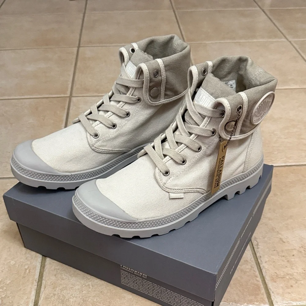 Palladium Canvas High-Tops in Cream and Gray NEW IN BOX Size 9.5